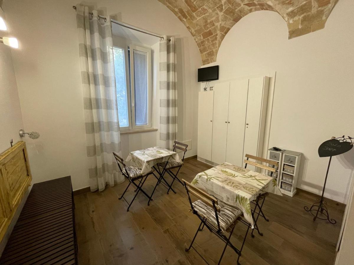 Hotel Il Torrione à Tarquinia Extérieur photo